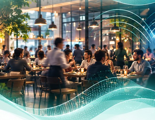 Restaurante movimentado com muitas pessoas conversando